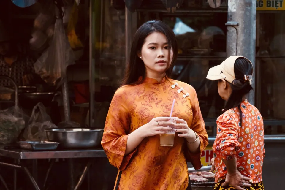 Không gian quán tại Monaco Coffee (33 Nam Trân)